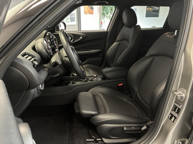Foto 8 van MINI Clubman 1.5 Cooper Chili | PANO | LEDER | H&K | CARPLAY | CAMERA |