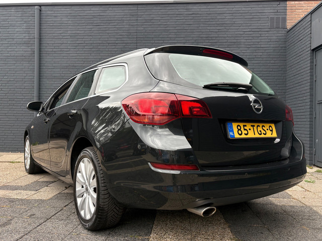Foto 4 van Opel Astra Sports Tourer 1.4 Turbo Cosmo | 1ste Eigenaar