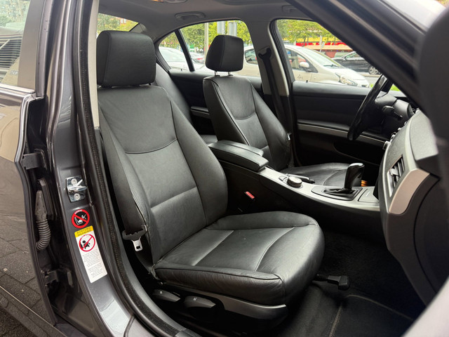 Foto 3 van BMW 3-serie 320i AUT 2007 Leder Opendak Navi Clima
