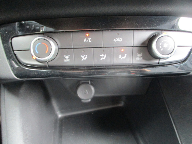 Foto 6 van Opel CORSA 1.2 Edition