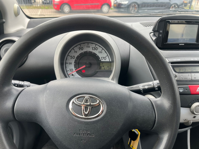 Foto 4 van Toyota Aygo 1.0-12V Comfort Navigator
