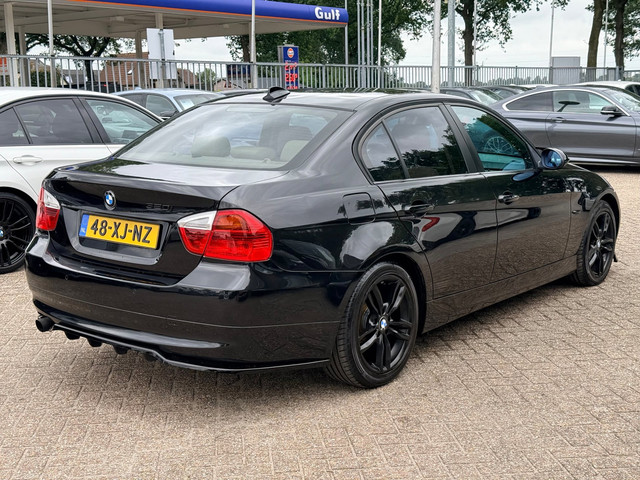 Foto 8 van BMW 3-serie 320i High Executive |INRUIL KOOPJE!!|Leder|Climate control|Navigatie|Cruise control..