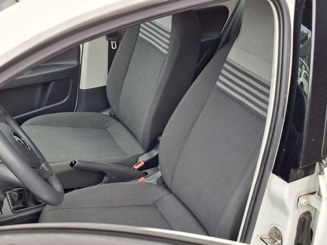 Foto 10 van Volkswagen Up! 1.0 BMT move up! | Bluetooth | Airco