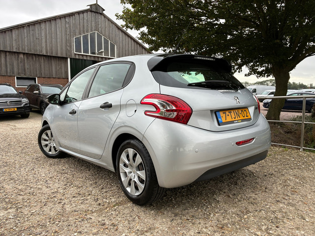 Foto 10 van Peugeot 208 1.0 VTi Access | Airco + Cruise Nu €3.975,-!!!