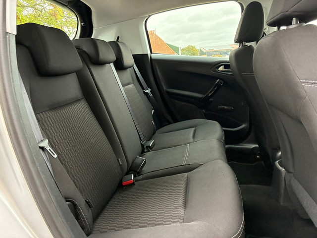 Foto 4 van Peugeot 208 1.0 VTi Access | Airco + Cruise Nu €3.975,-!!!