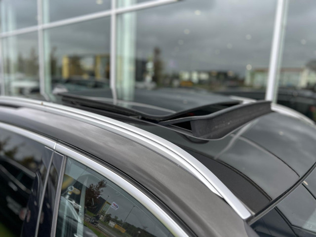 Foto 6 van BMW X1 sDrive20i Centennial High Executive PANO|TREKHAAK|LEDER