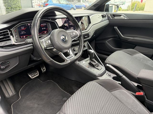 Volkswagen Polo 1.5 TSI Highline Business 3x R-Line | Pano | CarPlay | Keyless | Camera | LED | Park