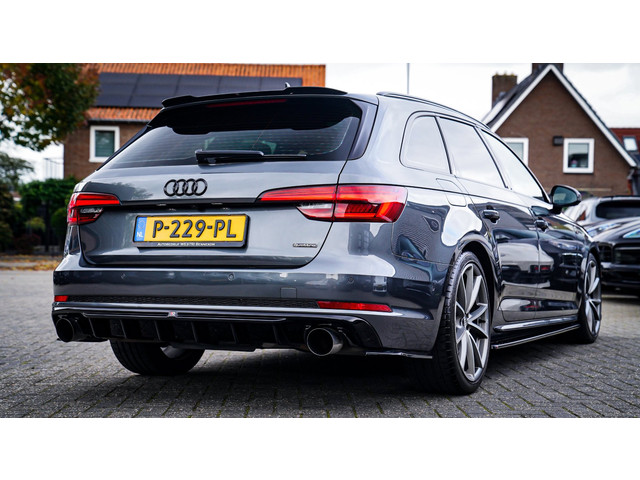 Foto 10 van Audi A4 Avant 2.0 TFSI quattro Sport Pro Line S | Panorama | 252PK | 2x S-line | RS Look | Maxton De