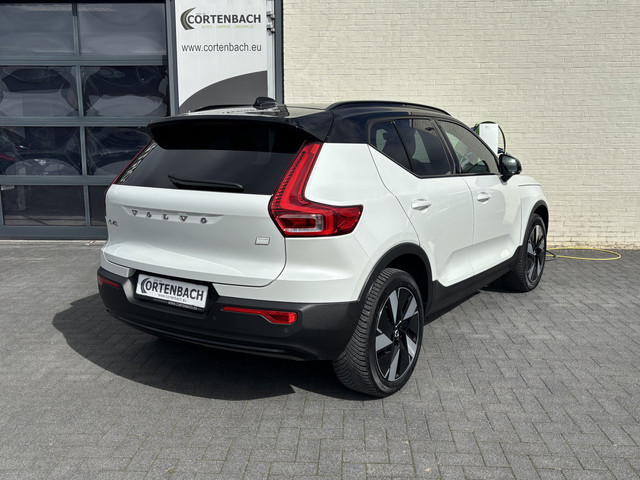 Foto 6 van Volvo XC40 Single Motor Extended Range Plus 82 kWh | Zwenkbare trekhaak | Adaptieve cruise | Blis |