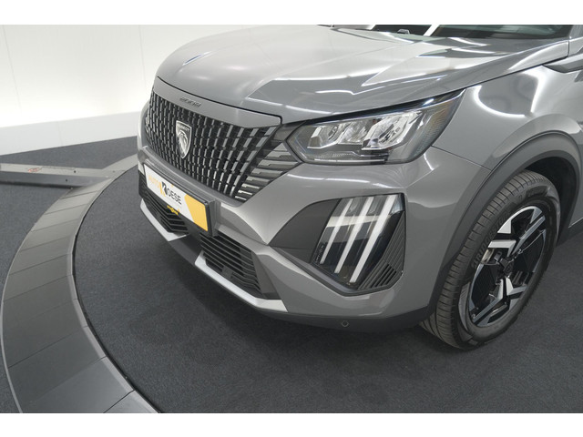 Foto 5 van Peugeot 2008 1.2 Hybrid 145 Allure | Apple Carplay | Climate Control | Parkeersensoren Voor + Achter