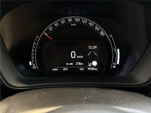 Foto 8 van Toyota Aygo X 1.0 VVT-i MT Envy | JBL | Apple Carplay/ Android Auto | LM velgen | NL | 1 Eig |
