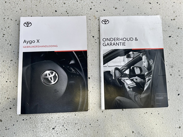 Foto 10 van Toyota Aygo X 1.0 VVT-i MT Envy | JBL | Apple Carplay/ Android Auto | LM velgen | NL | 1 Eig |