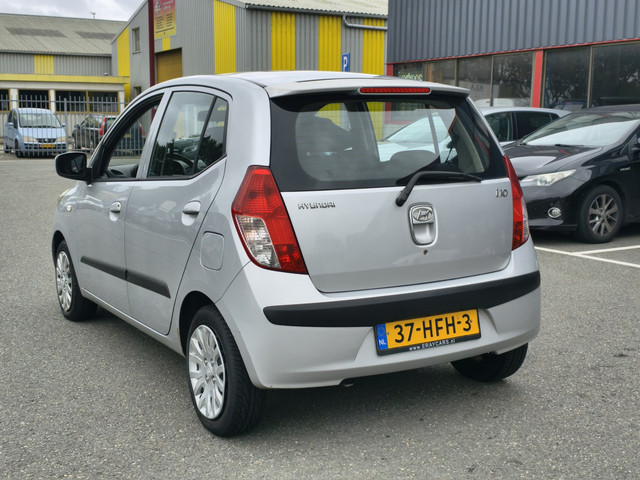 Foto 4 van Hyundai I10 1.1 Dynamic / NAP