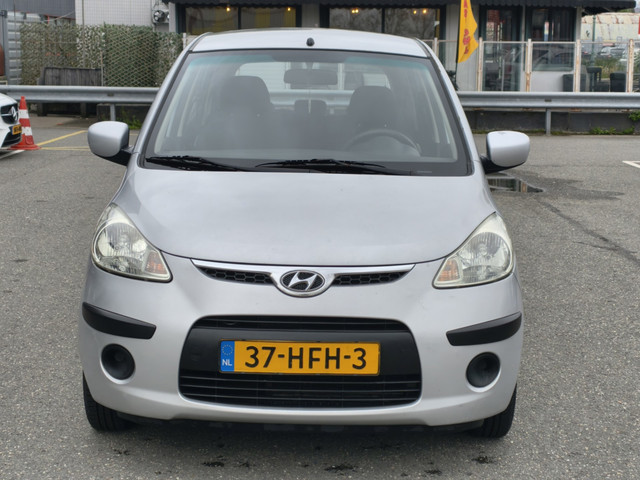 Foto 9 van Hyundai I10 1.1 Dynamic / NAP