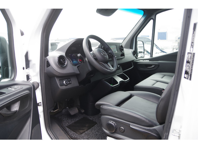 Foto 5 van Mercedes-Benz Sprinter 317 1.9 CDI L2H1 DC-5P, AUT. LEDER, LUCHTVERING, TREKHAAK, CAMERA, CRUISE, CL