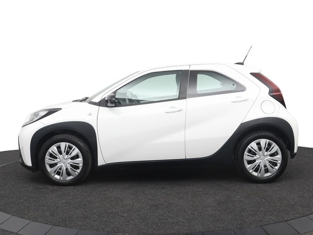Foto 4 van Toyota Aygo X 1.0 VVT-i MT Play | Airco | Cruise control | Apple carplay Android auto |