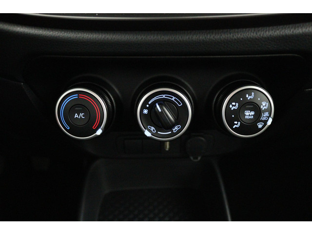 Foto 8 van Toyota Aygo X 1.0 VVT-i MT Play | Airco | Cruise control | Apple carplay Android auto |