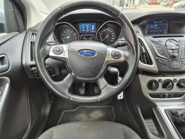 Foto 7 van Ford Focus Wagon 1.0 EcoBoost Trend Trekhaak