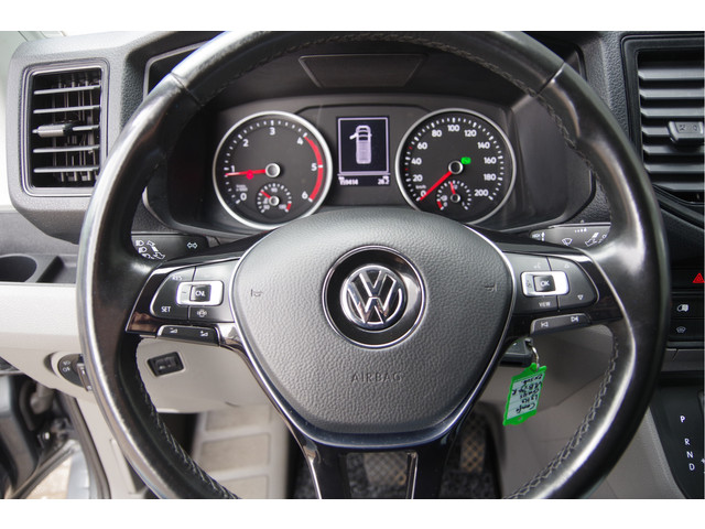 Foto 4 van Volkswagen Crafter 35 2.0 TDI L3H3(L2H2) 177PK AUT. 2X SCHUIFDEUR, STOELVERWARMING, CAMERA, NAVI, CR