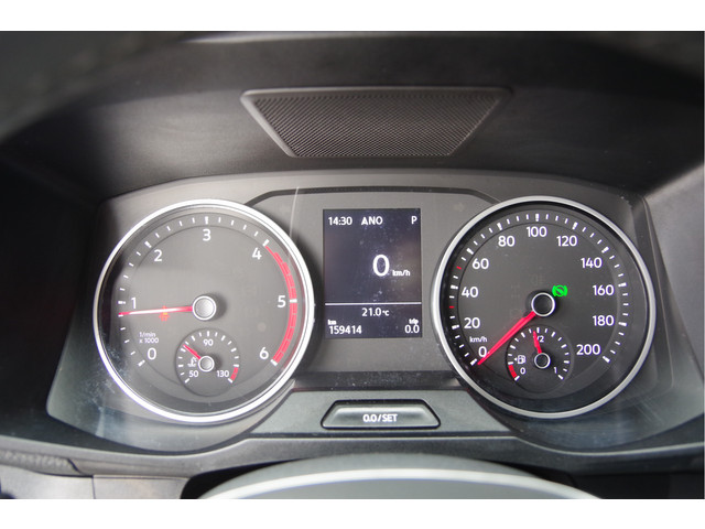Foto 6 van Volkswagen Crafter 35 2.0 TDI L3H3(L2H2) 177PK AUT. 2X SCHUIFDEUR, STOELVERWARMING, CAMERA, NAVI, CR