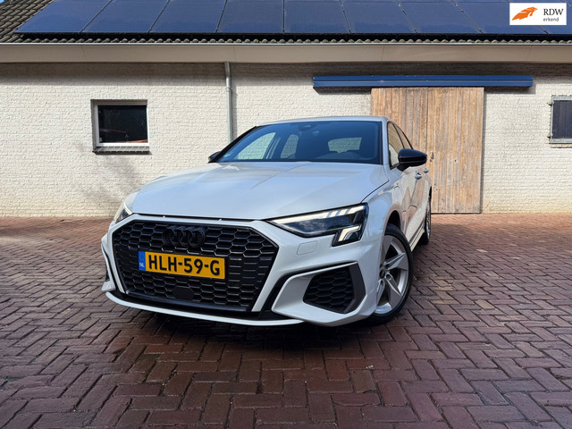 Foto 2 van Audi A3 Sportback 40 TFSI e 2x S Line | Carplay | Virtual Cockpit | Trekhaak | Stoelvw
