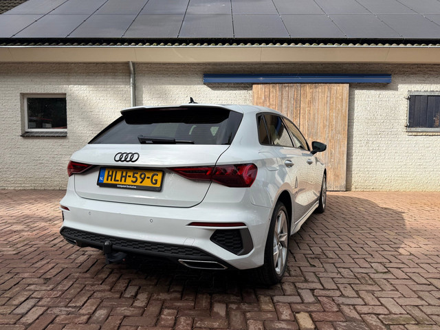 Foto 10 van Audi A3 Sportback 40 TFSI e 2x S Line | Carplay | Virtual Cockpit | Trekhaak | Stoelvw