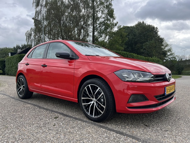 Foto 9 van Volkswagen Polo 1.0 MPI trendline 5 drs Airco 193544 km bj 2018