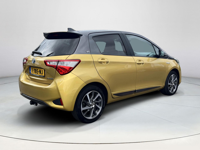 Foto 6 van Toyota Yaris 1.5 Hybrid Y20 Gold Edition | Fietsendragerbeugel | Keyless entry | Bluetooth | Licht m