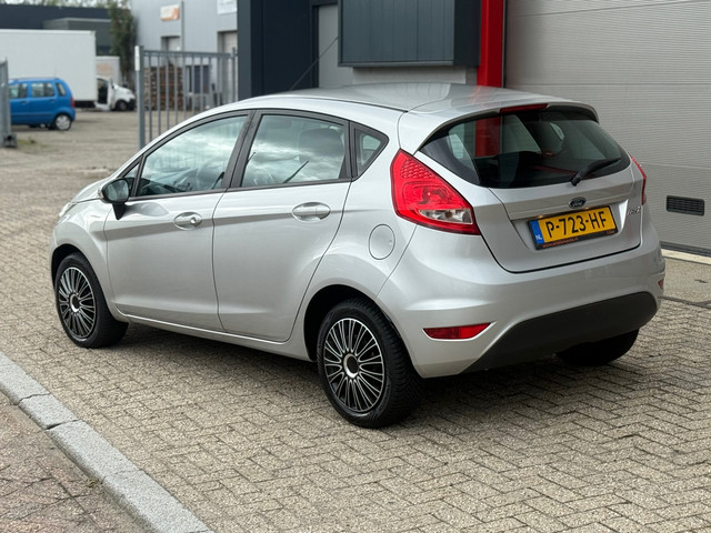 Foto 4 van Ford Fiesta 1.25 Titanium | airco | carplay