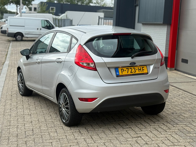 Foto 5 van Ford Fiesta 1.25 Titanium | airco | carplay