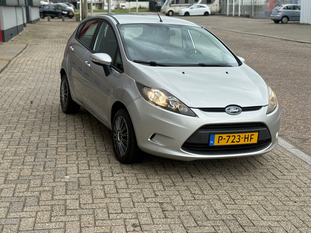 Foto 7 van Ford Fiesta 1.25 Titanium | airco | carplay