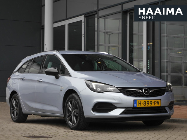 Foto 2 van Opel Astra Sports Tourer 1.2 Edition 2020 130pk | Stoel en stuurverwarming | Trekhaak | Lichtmetalen