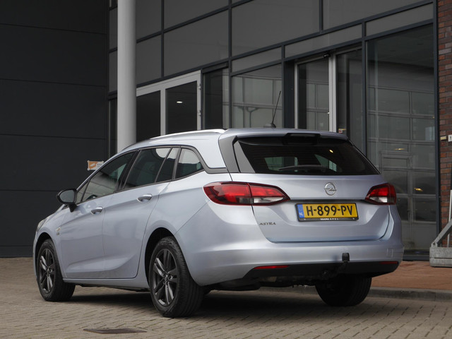 Foto 7 van Opel Astra Sports Tourer 1.2 Edition 2020 130pk | Stoel en stuurverwarming | Trekhaak | Lichtmetalen
