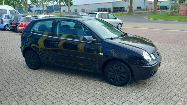 Foto 4 van VOLKSWAGEN POLO 1.4 16v Turijn