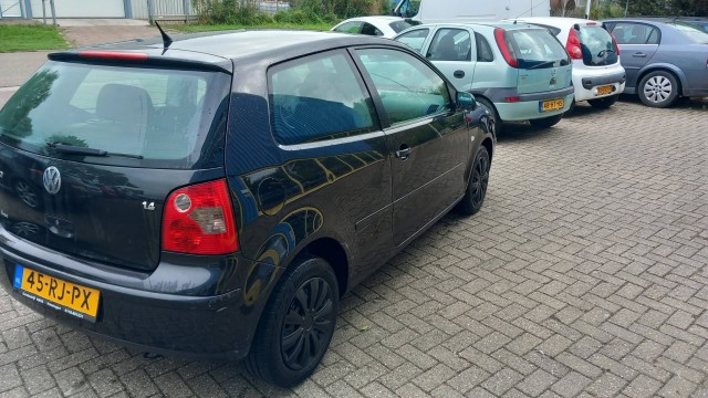 Foto 5 van VOLKSWAGEN POLO 1.4 16v Turijn