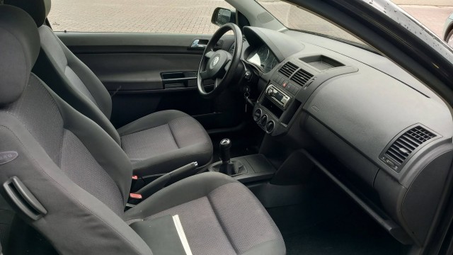Foto 6 van VOLKSWAGEN POLO 1.4 16v Turijn