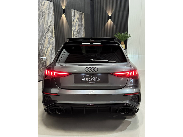 Foto 4 van Audi A3 Sportback 45 TFSI e 3x S-line Competition|PANO|MATRIX|SFEER|CAMERA|KEYLESS