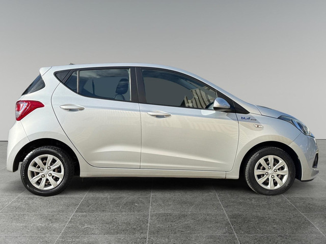 Foto 5 van Hyundai i10 5-deurs 1.0i i-Motion Comfort Plus | RADIO | AIRCO | BLUETOOTH | ISOFIX | LM-VELGEN |