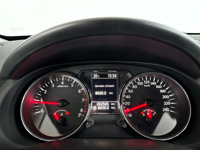 Foto 9 van Nissan QASHQAI 1.6 Visia | Park assist | Airco | Cruise control