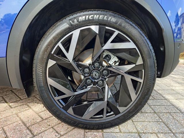 Foto 6 van Renault Captur II 1.6 E-Tech Hybrid Esprit Alpine Adaptive Cruise, 19 inch, Camera, Nieuwstaat!
