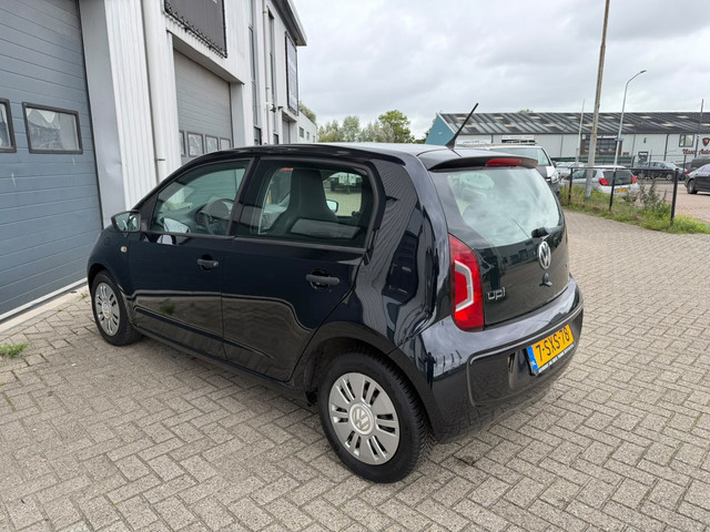 Foto 9 van Volkswagen Up! 1.0 take up! BlueMotion Airco EL Ramen