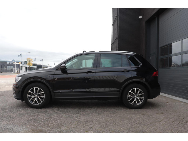Foto 4 van Volkswagen Tiguan 1.4 TSI ACT Comfortline Business R| Panoramadak|Leer|Stoelverwarming/