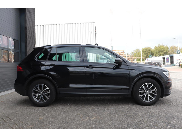 Foto 5 van Volkswagen Tiguan 1.4 TSI ACT Comfortline Business R| Panoramadak|Leer|Stoelverwarming/