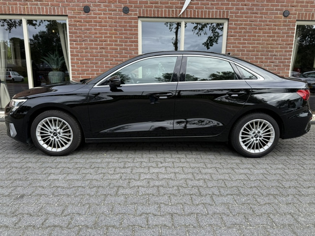 Foto 10 van Audi A3 Limousine 30 TFSI Bns edition Automaat KEYLESS / VIRTUAL.COCKPIT / PDC / GROOT.NAVI / LED /