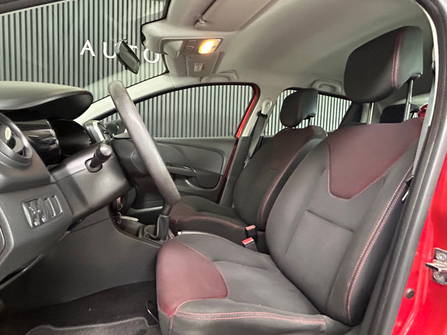 Foto 6 van Renault Clio 1.2 Authentique | Cruise Control | Airco | Navi | Bluetooth | DAB