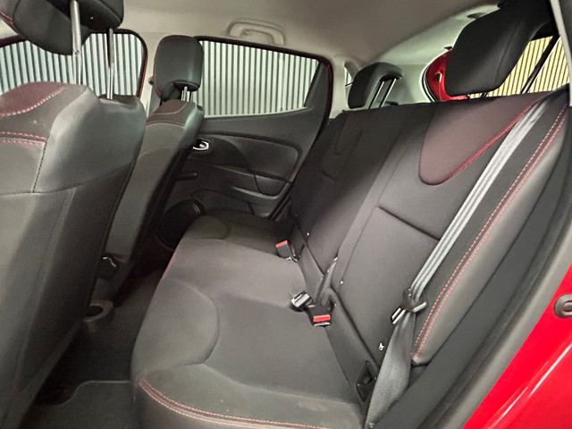Foto 8 van Renault Clio 1.2 Authentique | Cruise Control | Airco | Navi | Bluetooth | DAB
