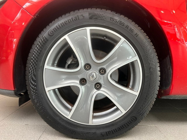 Foto 9 van Renault Clio 1.2 Authentique | Cruise Control | Airco | Navi | Bluetooth | DAB