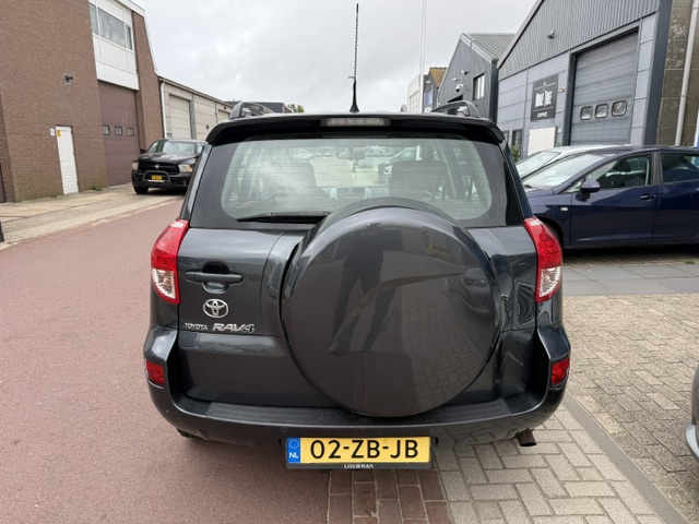 Foto 8 van Toyota RAV4 2.0 VVTi Linea Sol 4WD 2008 LEDER Nieuwstaat NAP + Boekjes zijn aanwezig. Met Navigatie,