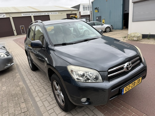 Foto 5 van Toyota RAV4 2.0 VVTi Linea Sol 4WD 2008 LEDER Nieuwstaat NAP + Boekjes zijn aanwezig. Met Navigatie,
