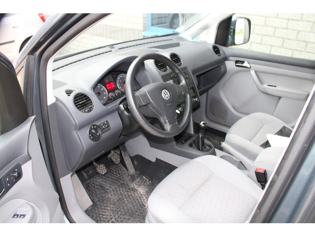 Foto 8 van Volkswagen Caddy 1.6 Comfortline 5p. Airco Trekhaak